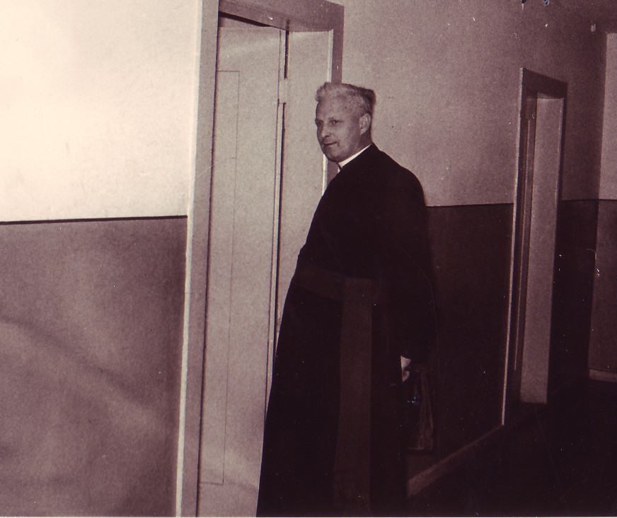 1963 Pater Karl Hess B