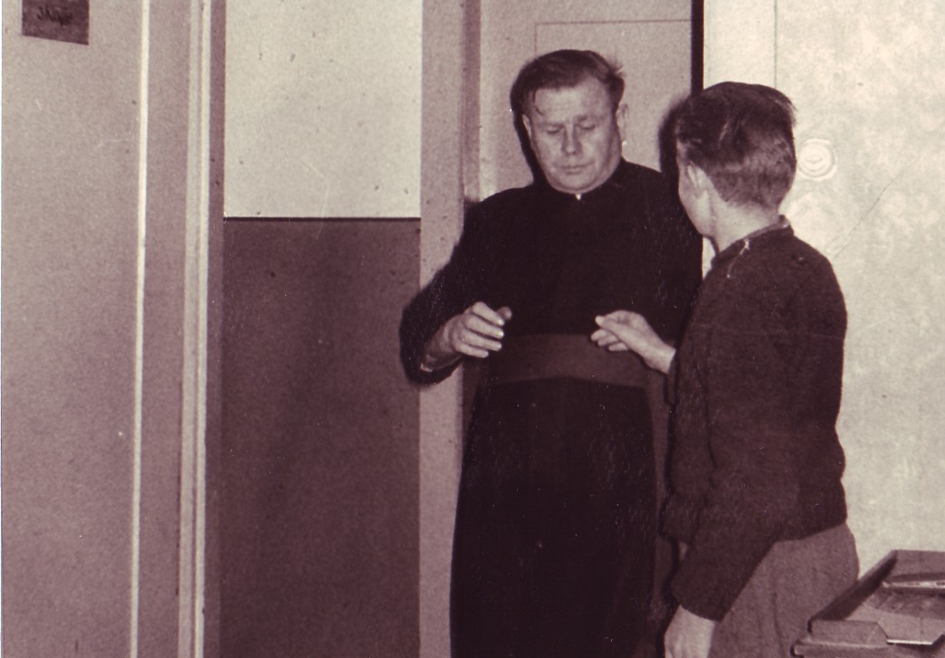 1963 Pater Stephan Andenmatten B