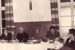 1963 Im Speisesaal am Nikolaustag