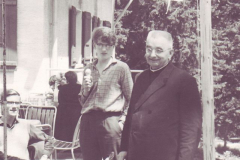 1964 Dr Schneider mit zwei lilila in spinis